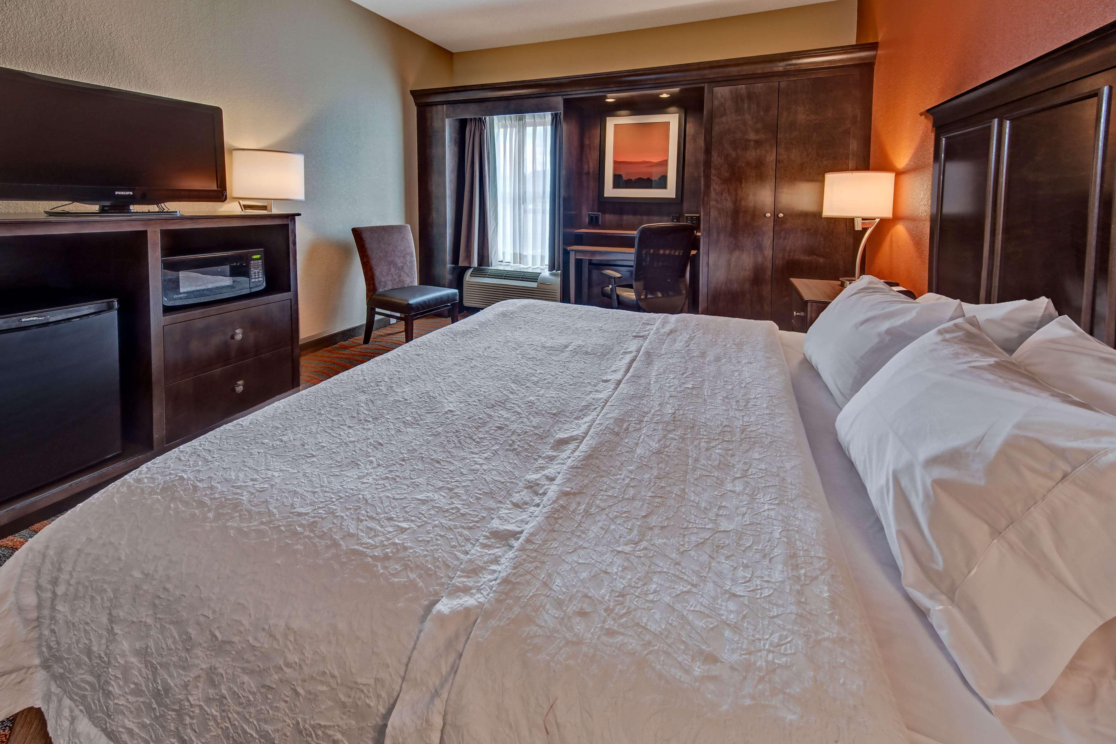 Hampton Inn By Hilton Clarksville Eksteriør billede