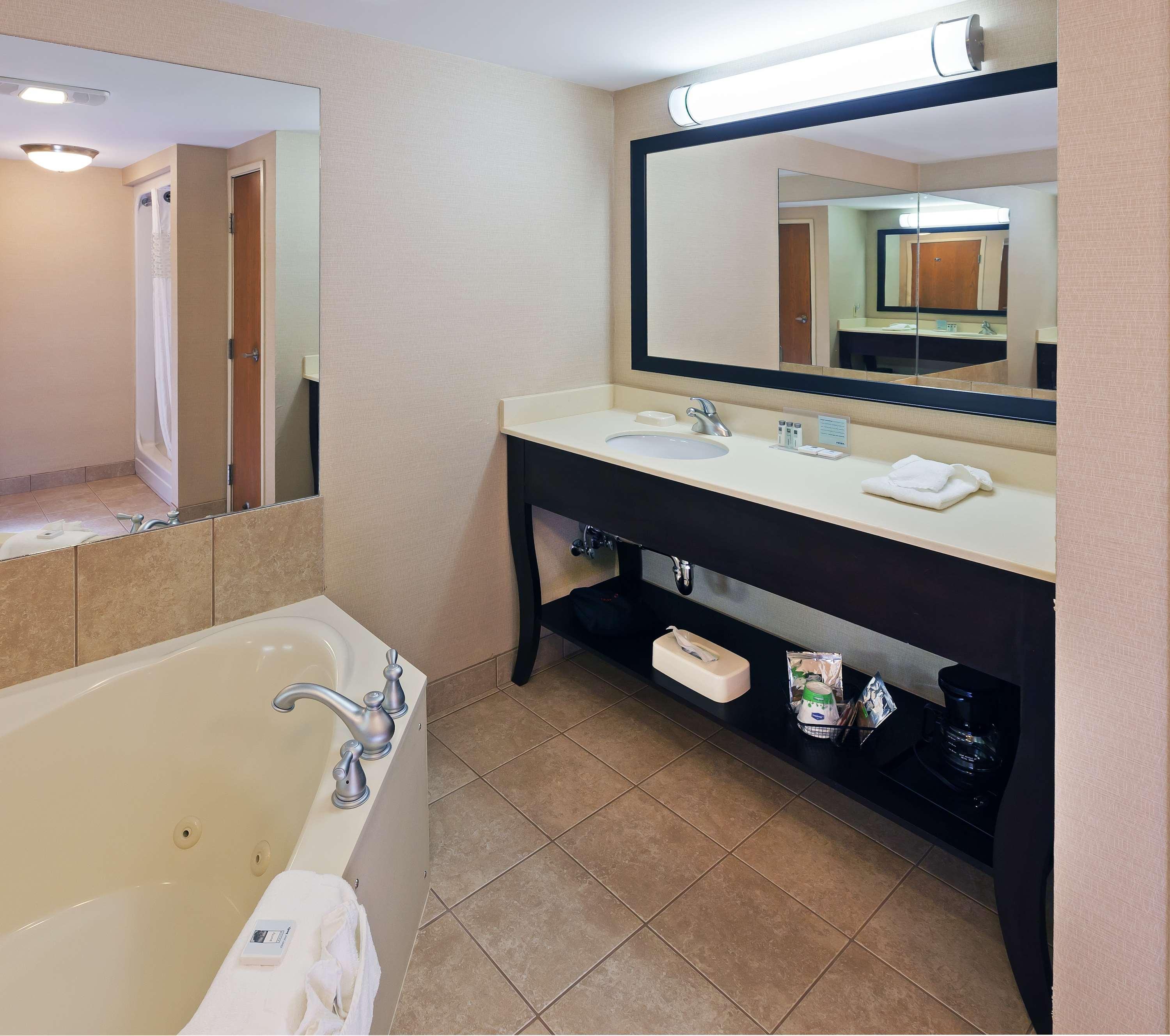Hampton Inn By Hilton Clarksville Eksteriør billede